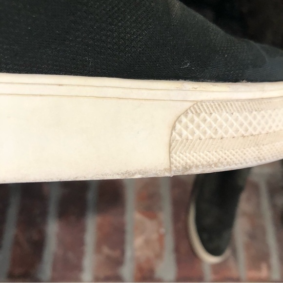 Steve Madden Winnie sneaker bootie in green camouflage. Size 8.5, runs large. - Picture 10 of 11